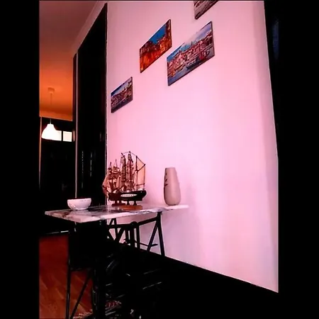 Hostel Astronauta * פורטו